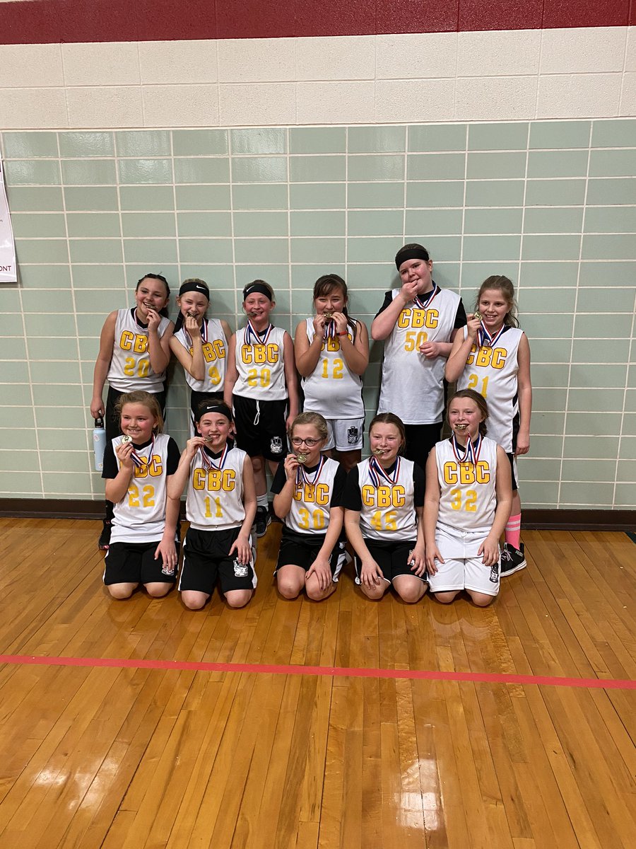 EmilyMEngland's tweet photo. @CadetYouthBball 4th grade tourney champs!! They are so hungry for another tournament and medal!! https://t.co/X9lOp16jFO