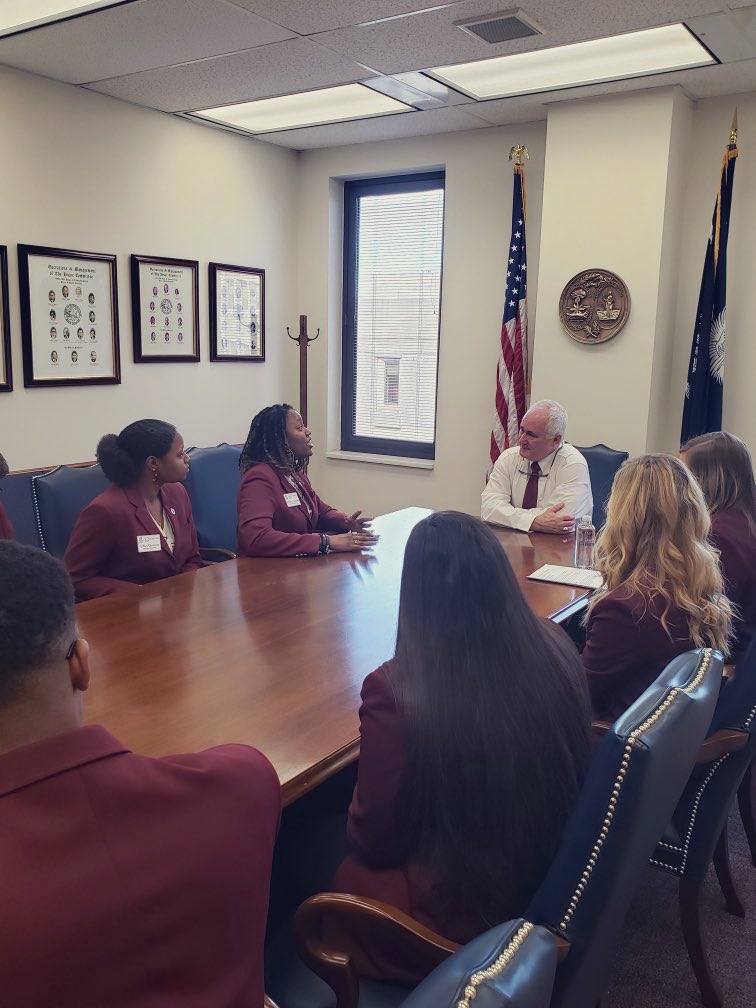 uofscimpact tweet picture