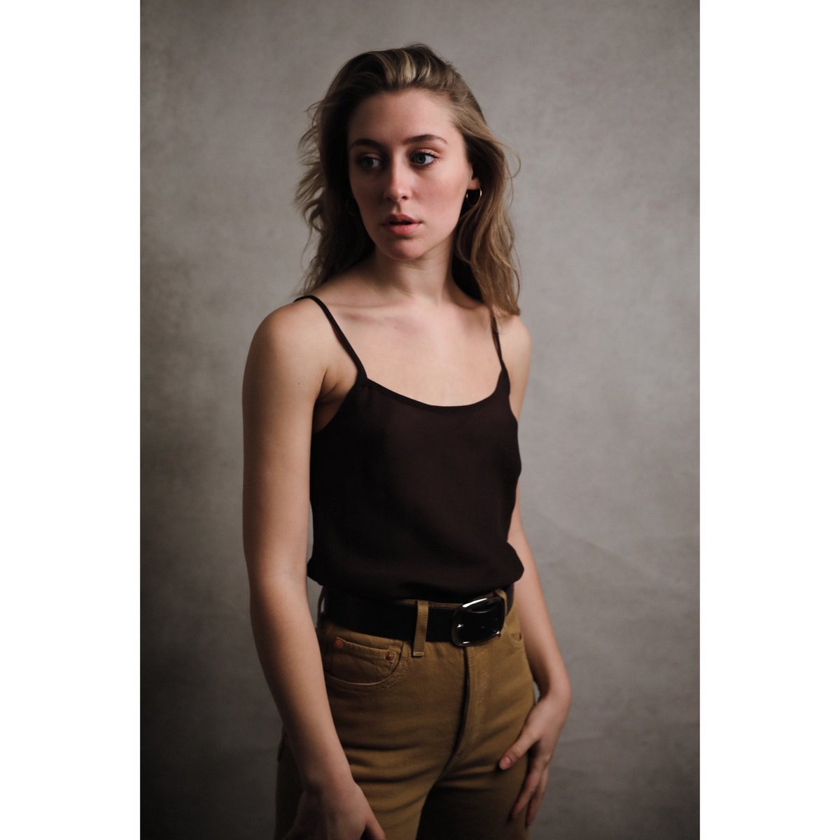 PhoebeStapleton's tweet photo. Some portraits from recent shoot with @StillsByConnor 📸 https://t.co/LPPNwdjbQK