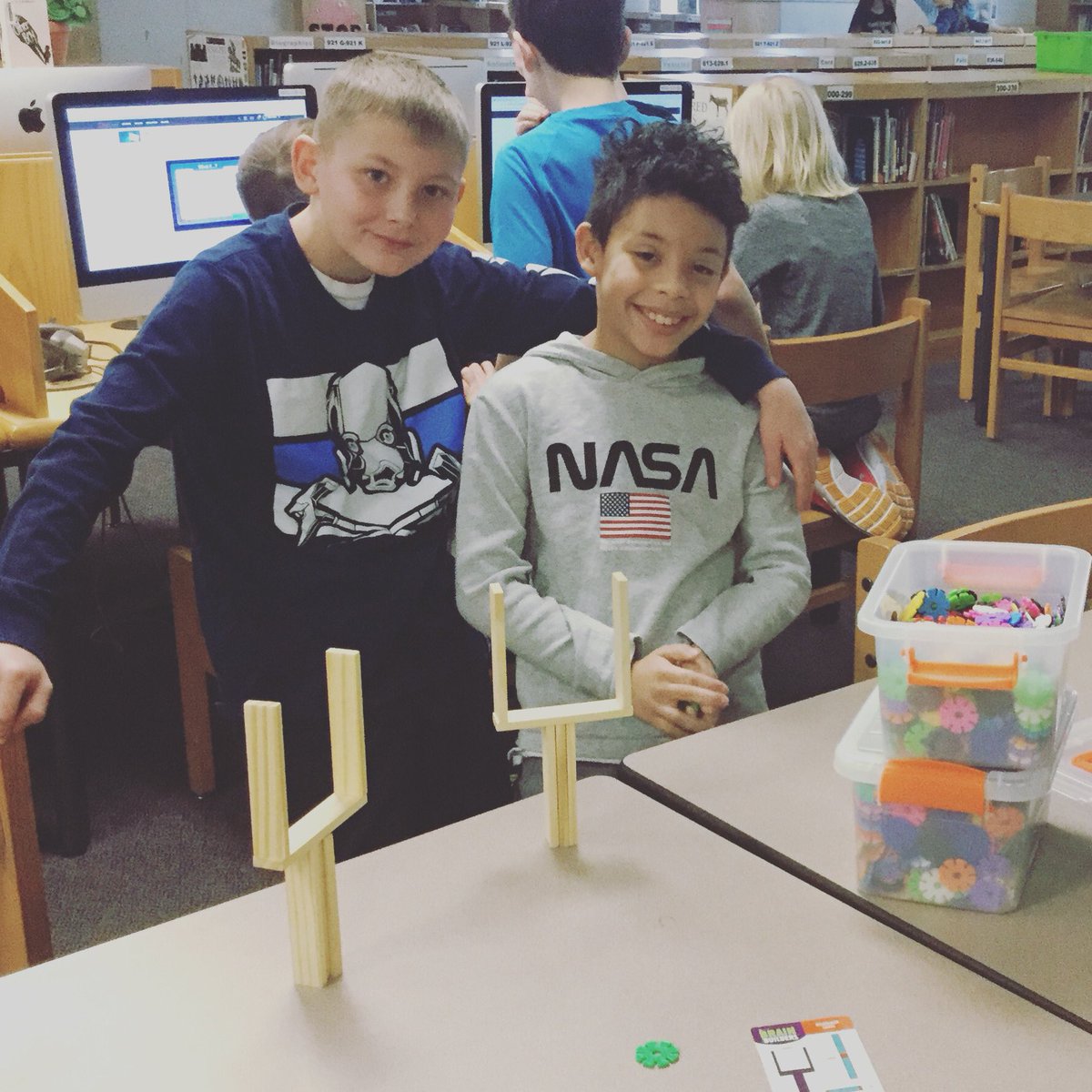 HSD_MES_Library's tweet photo. When super bowl Sunday is nearing, #meslibrary students adjust their #10M2M projects to reflect this @kevaplanks #brainbuilders #collaboration @hempfield https://t.co/9d13u94Ecd