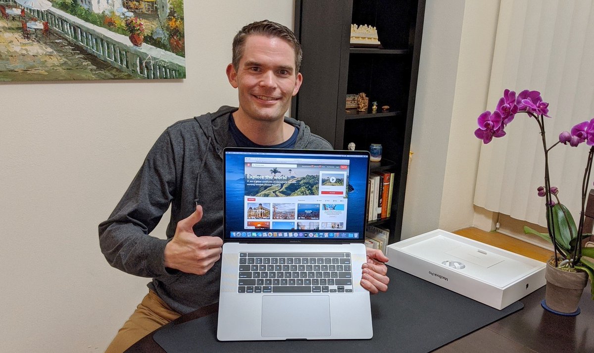 JSXRDX's tweet image. This brand new MacBook Pro is for REAL!🤩
Amazing specs... 16" retina display, 1TB, 32GB RAM, i9 CPU & gfx card upgrade. Thank you @levelsio!!🙏🙏🙏 
...it's time to unleash some creativity!✨
