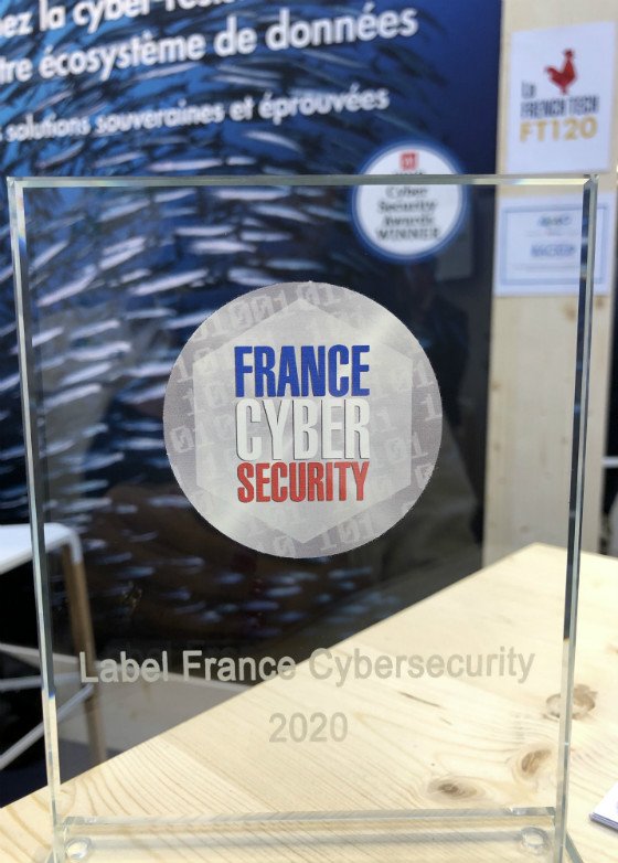 Atempo's tweet photo. La famille Atempo Wooxo est désormais au complet ! Lors du salon @FIC_eu à Lille cette semaine @Wooxo_ renouvelle avec le label France Cyber Security pour #Youbackup et @Atempo se voit décerné le label pour ses trois solutions #Miria #Tina et #Lina. https://t.co/9wGhvE8Lep