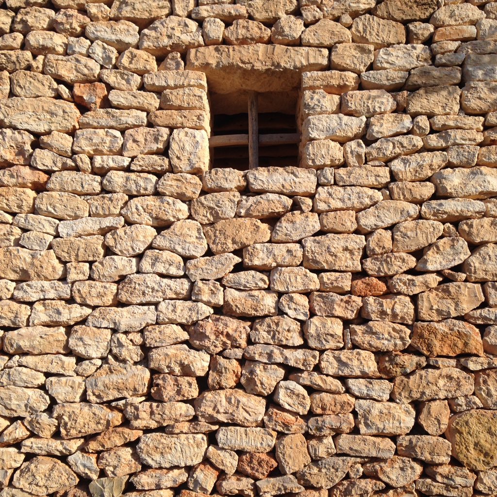 LifeWriteGuide's tweet image. Lucky enough to be teaching creative writing out here for a week. Some very powerful pieces emerging.
#ibizainjanuary