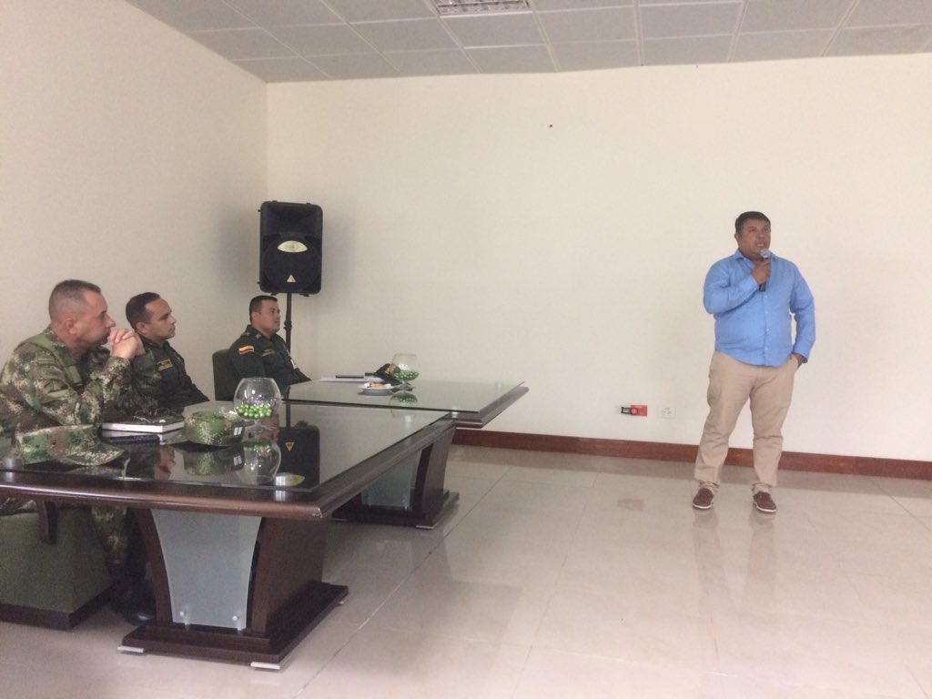 Asistimos al comité de seguridad del CEO Atlántico tenemos la oportunidad de establecer lazos de colaboración en seguridad ciudadana con el Batallón de Ingenieros, Gaula Caribe, armada Nacional y Policía Nacional, que redundarán en mayor seguridad para Soledad <a href="/soledadalcaldia/">Alcaldía de Soledad</a>