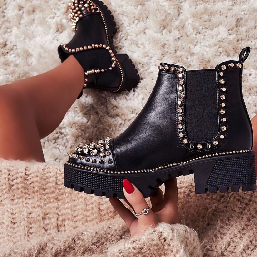 Botines Negros Con Estoperoles Best Sale, UP TO 54% OFF |  www.editorialelpirata.com