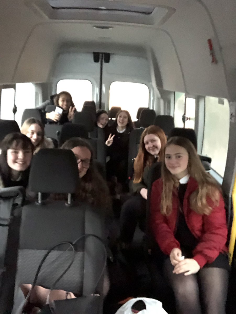 QAHS_PE's tweet photo. 🏐💛❤️ QA on tour!!! ❤️💛🏐
The fabulous Senior Netball team are on their travels to @WaidAcademy.
Roads are awful but we’re on our way!! 🌧🌧🌧
See you soon!
#QAontour #Littleatthewheel #CoachCunningham 💛❤️🏐 https://t.co/IGJHAG4Guc