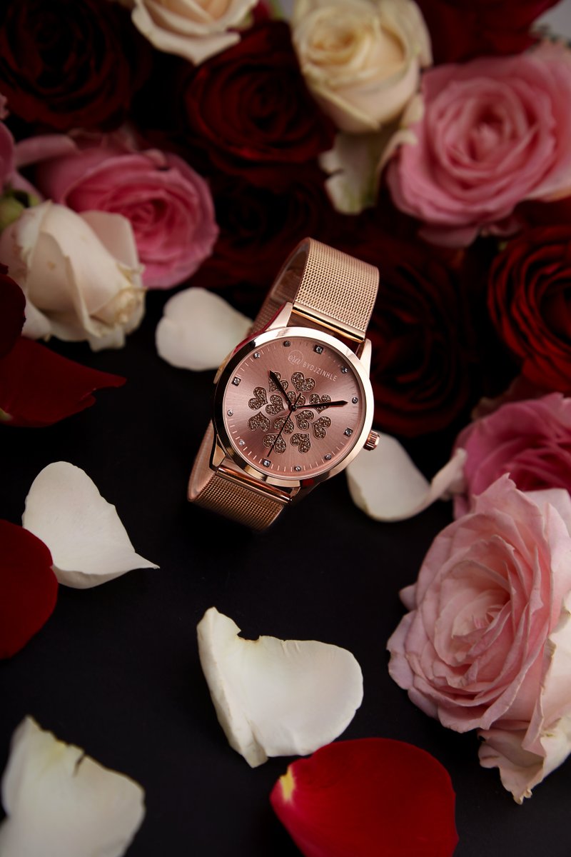 DJZinhle's tweet photo. #AdoreEdition by @ERAbyDJZinhle ๐
Launches this Friday. https://t.co/MENxsqhIIH