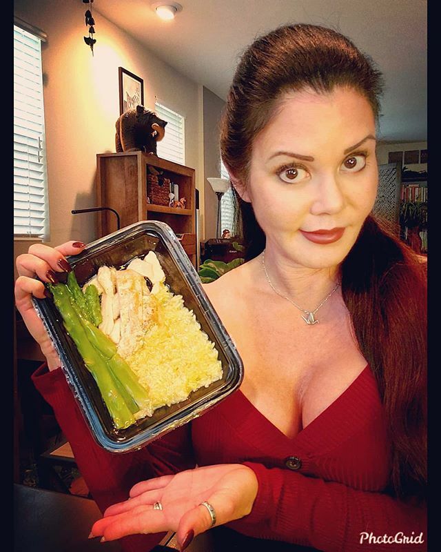 StaceyNaito's tweet photo. Ta-da! Clean meals already cooked up and ready to heat and eat from @iconmeals ...πππ
https://t.co/zspUBcfseD
Use my discount code DRNAITO for 10% off whenever you order!
#IconMeals #macros #fitchick #noexcuses #IFBBProDoc #IFBBStyle #mealsonthego β¦ https://t.co/Xblqw3jOFf https://t.co/O5GUsgLjSp