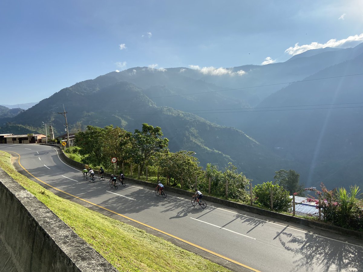 Lindas mañanas que nos regala el paisaje de los cerros orientales de Bucaramanga, Santander