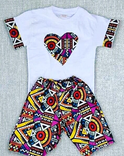 Ambitionist_K's tweet photo. Cool kids African outfits.
Call or watsap:0700123005
Price:3000
Deliveries done countrywide. https://t.co/ZwXDXJyH36