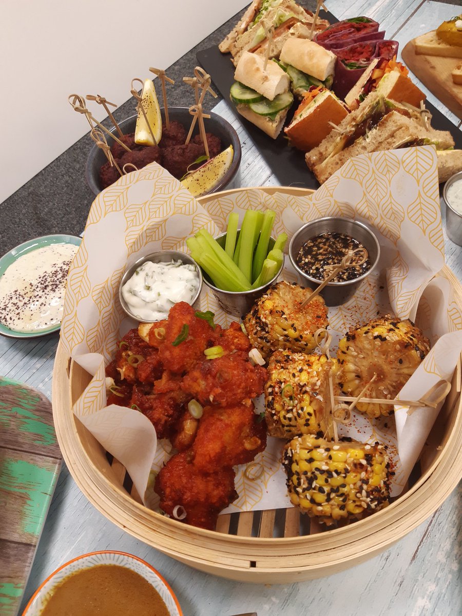 chefcrowe673's tweet photo. Who said vegan hospitality food had to be bland and boring #Veganuary2020 we @elioruk certainly don't think so. ! today we're photographing some exciting new dishes for our new VGood hospitality range 😋😋 https://t.co/A8lEV4nY1K