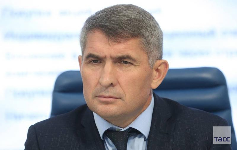 tass_agency's tweet photo. Путин назначил врио главы Чувашской Республики депутата Государственной думы Олега Николаева. Олег Николаев будет занимать этот пост до вступления в должность нового избранного руководителя республики. Биография врио главы Чувашии — в нашем материале:
https://t.co/Z1eXA7M8OD https://t.co/oiQLeSuJMo