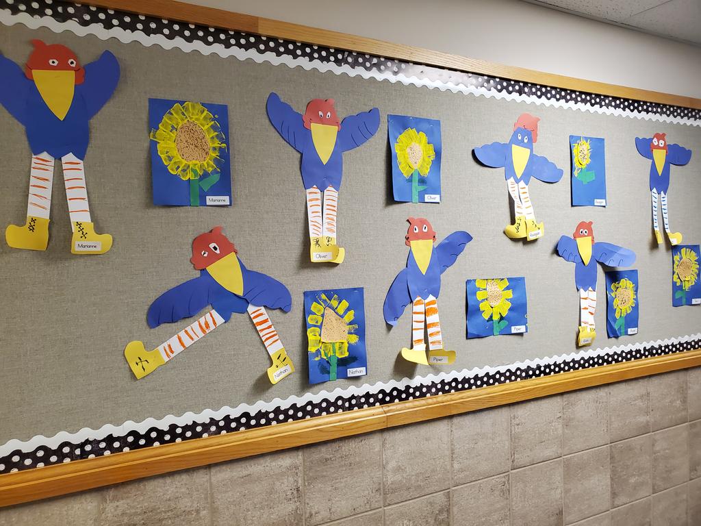 KNGSuperStars's tweet photo. Happy #KansasDay! We are identifying state symbols this week, such as #Jayhawks and #sunflowers! @Bradleypride207 https://t.co/YY1ZyAlCau
