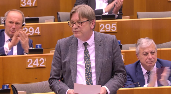 guyverhofstadt's tweet image. It's our responsibility to make sure that the Union to which the UK will
return, will be another Union. A Union that will convince all Brits – also
those who are sceptical - that their future is our future and that this future
lies in Europe. #Brexit