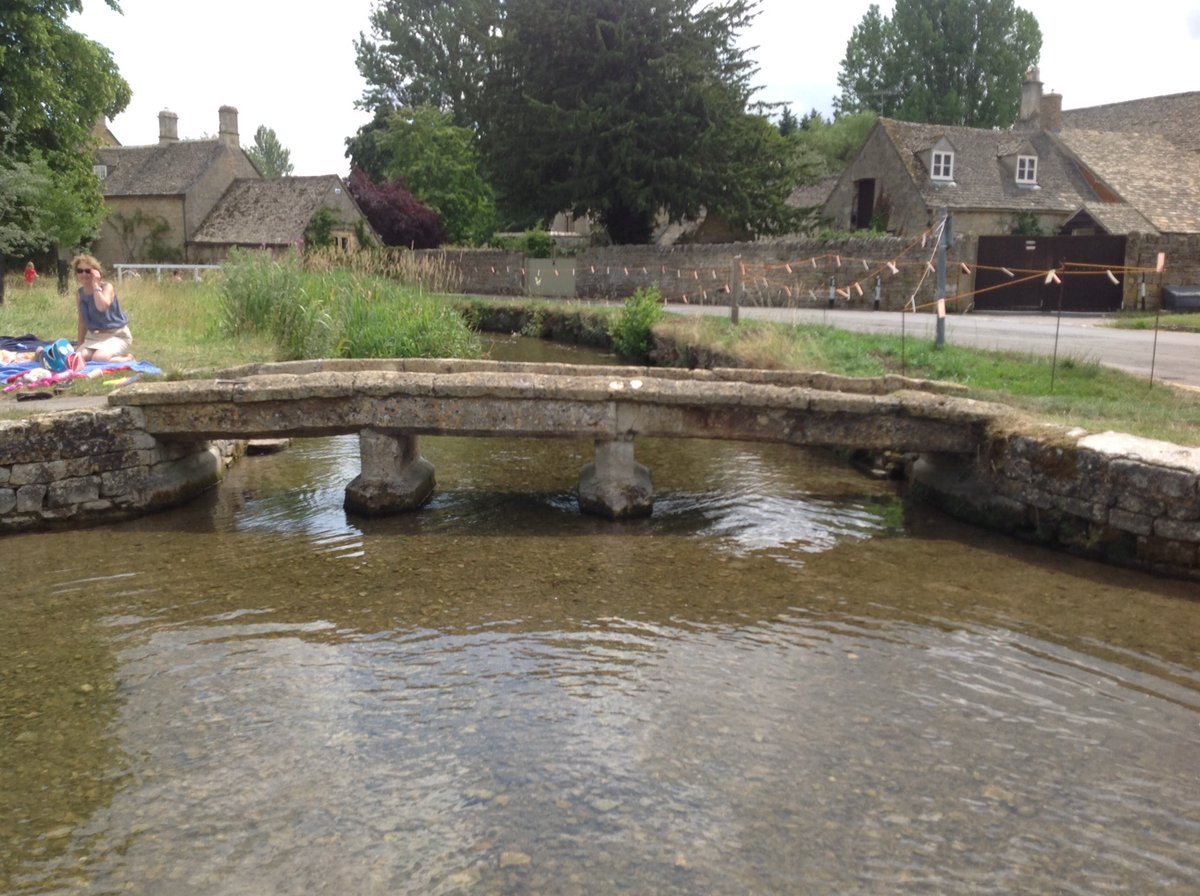 Daytrip from London. Escape to the country. 6 hour tour of the #Cotswolds with a cream tea inside my thatched roof private family home 1h30m by direct train #Oklahoma #OklahomaCity #Oregon #Pennsylvania #PennState #RhodeIsland #southdakota #solotravel #Tennessee #TEXAS #Vermont