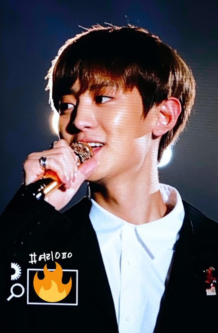 ChanyeolChile's tweet photo. 200129 Previews de #CHANYEOL durante la segunda y ultima fecha de «EXO-SC Japan Special Event 2020» realizado el día de hoy {4}🥺✨
cr: fever_sensation
#엑소 #박찬열 #찬열 #PCY #LOEY #EXOL #Yeolmae #OBSESSION #EXODEUX #EXO #EXO_SC #KPOP #SideBySideEXOSC #EXOSCinJapanDay2 https://t.co/nR63XsCmws
