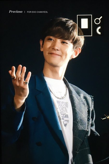 ChanyeolChile's tweet photo. 200129 Previews de #CHANYEOL durante la segunda y ultima fecha de «EXO-SC Japan Special Event 2020» realizado el día de hoy {6}🥺✨
cr: precioso1127
#엑소 #박찬열 #찬열 #PCY #LOEY #EXOL #Yeolmae #OBSESSION #EXODEUX #EXO #EXO_SC #KPOP #SideBySideEXOSC #EXOSCinJapanDay2 https://t.co/ff7wreGzha