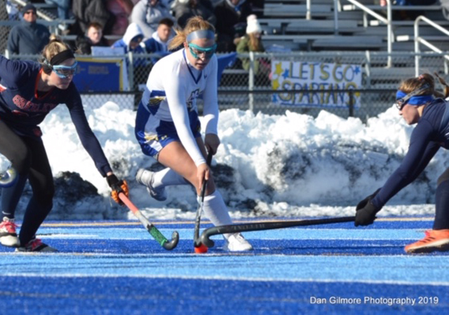 MECSDSpartans's tweet photo. Congratulations to Anna Castaldo on being named the 2019 New York State Field Hockey Player of the Year by @maxfieldhockey! @annacastaldoo @TerpsFH @MESpartan300 @NYSPHSAA https://t.co/wJ7vFqdlCW