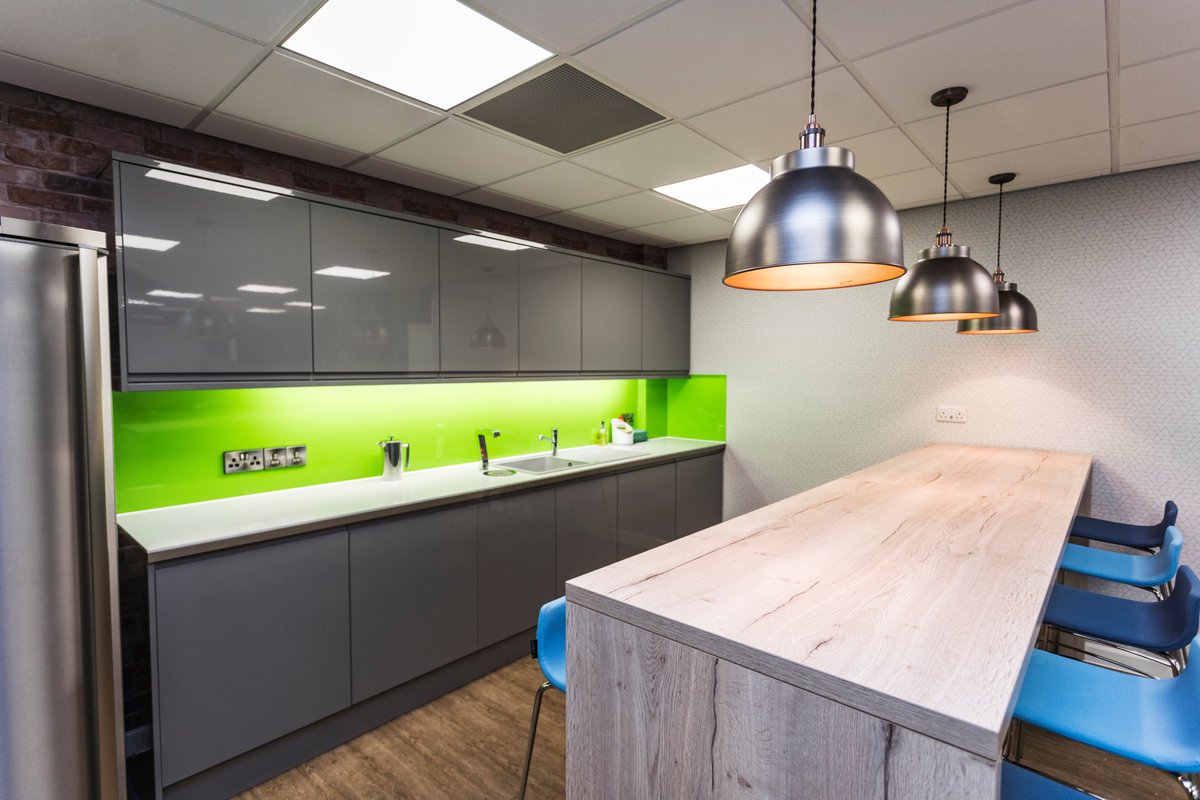 WinberryAssoc's tweet image. Who'd like a break room like this in their office?

#Entrepreneur #newoffice #officedesign #SmallBusiness