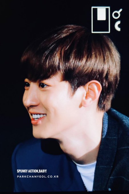 ChanyeolChile's tweet photo. 200129 Previews de #CHANYEOL durante la segunda y ultima fecha de «EXO-SC Japan Special Event 2020» realizado el día de hoy {9}🥺✨
cr: SAB
#엑소 #박찬열 #찬열 #PCY #LOEY #EXOL #Yeolmae #OBSESSION #EXODEUX #EXO #EXO_SC #KPOP #SideBySideEXOSC #EXOSCinJapanDay2 https://t.co/50dD1WWdOD