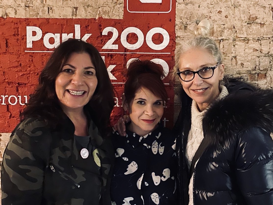 amevs5's tweet photo. Emotionally invested evening @ragsmusical @ParkTheatre watching my Gal @DebbieChazen shine with warmth,humour & truth.Loved everything about this Show Direction/Set/Staging/Score beautifully executed by a talented Cast.🤞it gets the bigger Stage it truly deserves #RagsTheMusical https://t.co/ntYFSHITM2