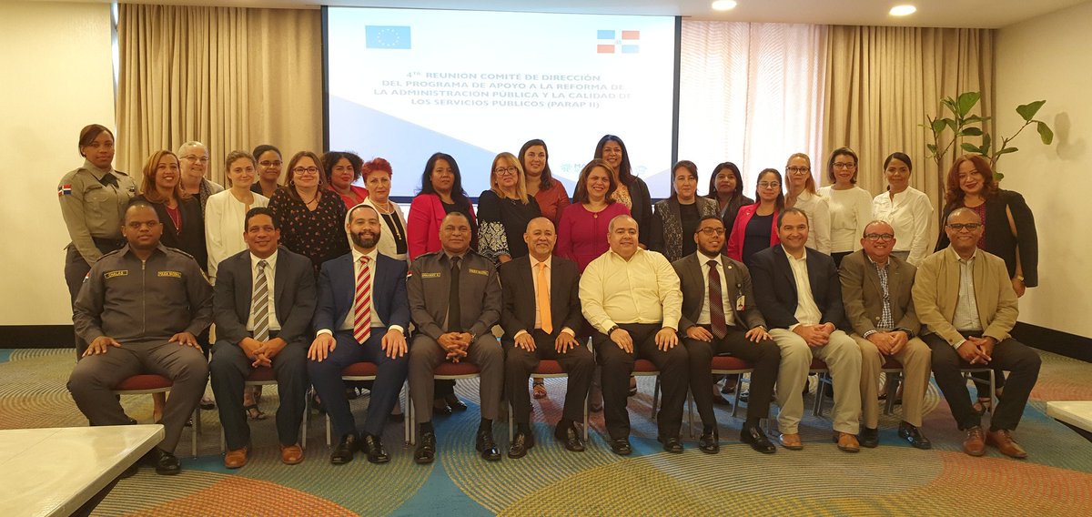 PARAP_II's tweet photo. Durante el desarrollo de la 4ta Reunión Comité de Dirección, las instituciones beneficiarias destacan logros en :
- Trabajos contra violencia d género -Equidad
-Capacitación servidores públicos 
-Fortalecimiento cooperación Internacional
-Mejora calidad de los servicios
#PARAPII https://t.co/Lvlb41vnwh
