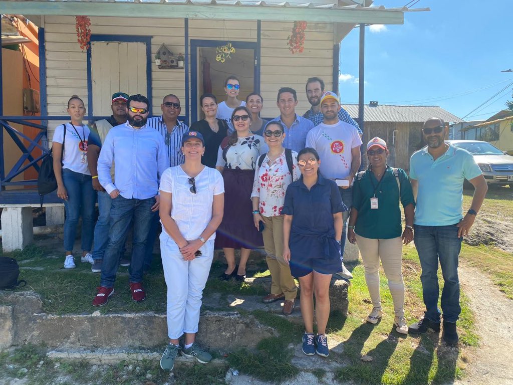 DianaDiazBeta's tweet photo. @DNP_Colombia junto con @MinEnergiaCo @BIDenergia @fenoge1 estamos asistiendo a la Misión del Programa de Gestión Eficiente de la Demanda de Energía en San Andrés, Providencia y Santa Catalina-BeEnergy #BeASaver #BeTheLight https://t.co/pme03WE6tc