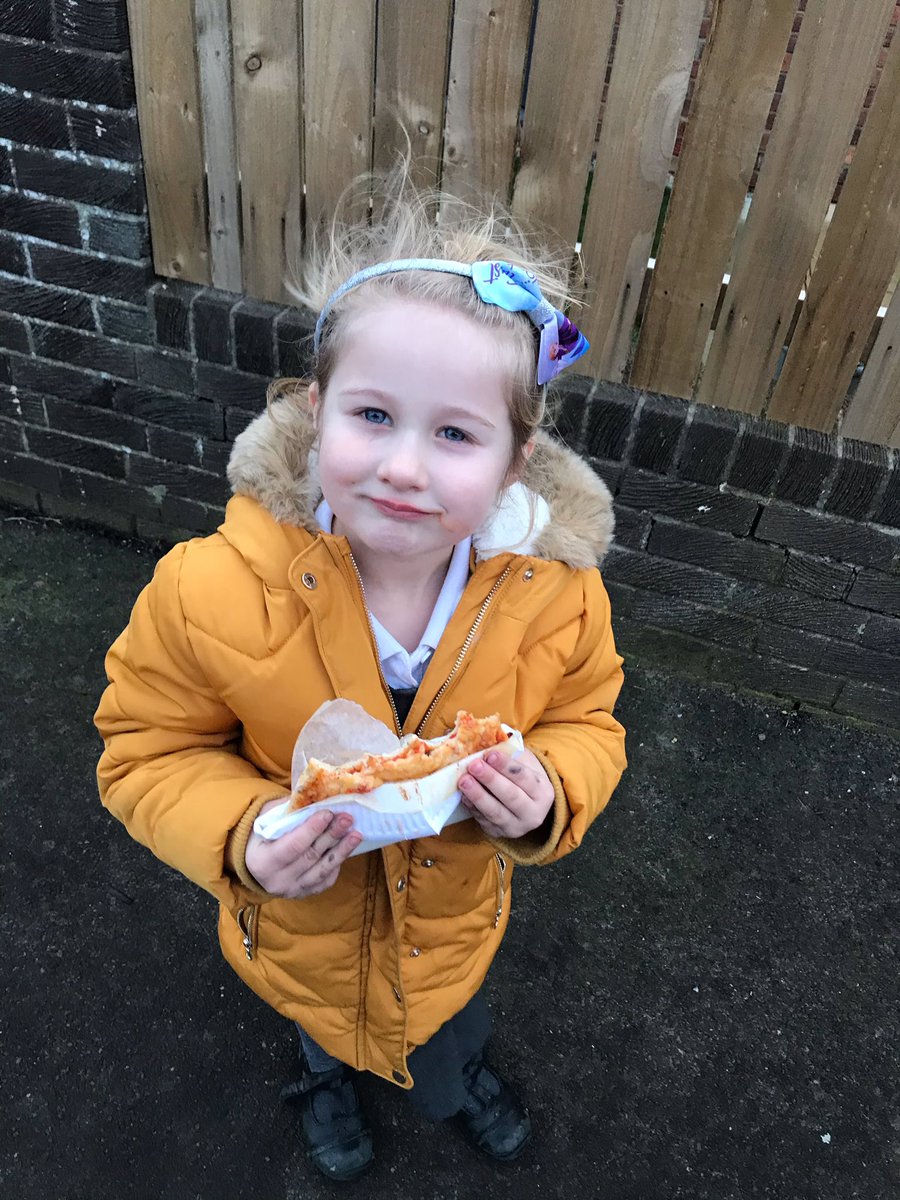 MonkhouseOSC's tweet photo. Did someone say pizza? We’ve had some interesting toppings  but very tasty too. A nice little treat to walk home with on a chilly evening https://t.co/iXmaxDPcGh