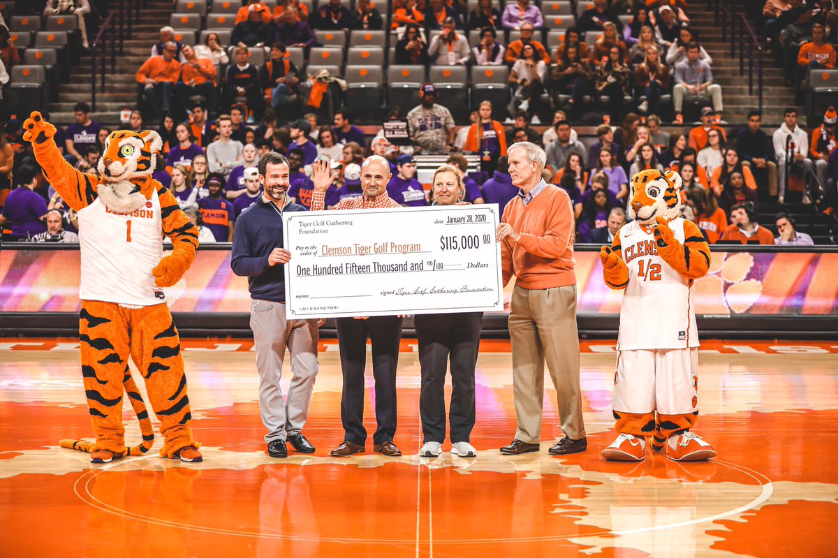 Thankful to all who contributed to the Tiger Golf Gathering! Last night at the <a href="/ClemsonMBB/">Clemson Basketball</a> game we were presented a check for $115,000! #ClemsonFamily