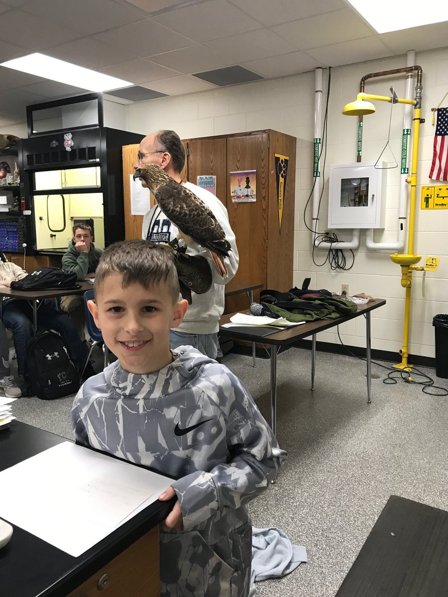 Special visitor Trey in Ecology today!!! I guess the hawk is pretty cool too:) #falconry #ecology #coteach <a href="/fccrickets/">Fall Creek School District</a> <a href="/MarcusFCCHEM/">Marcus Wahleithner</a>
