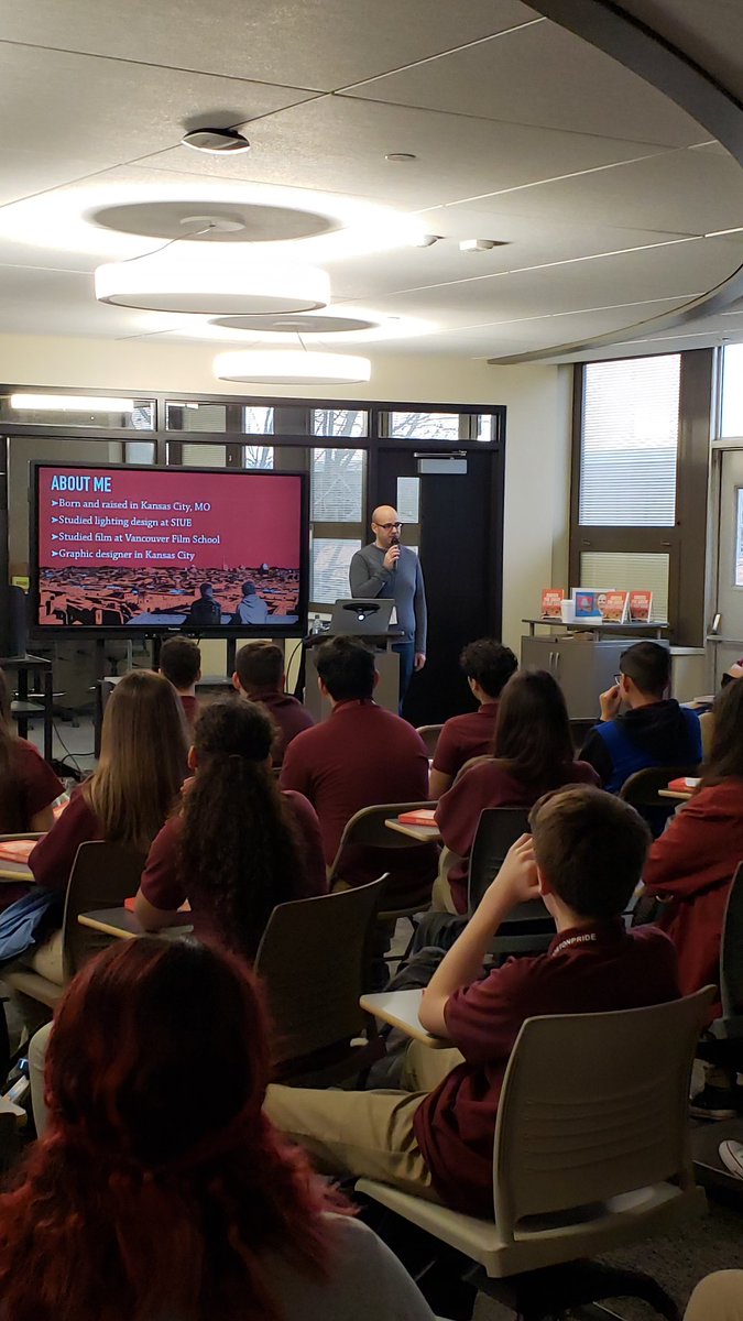 Author Adib Khorram presenting his book Darius The Great Is Not Ok to our students at MortonWest. Thank you @WestLibrary201 #mortonpride #orgullomorton