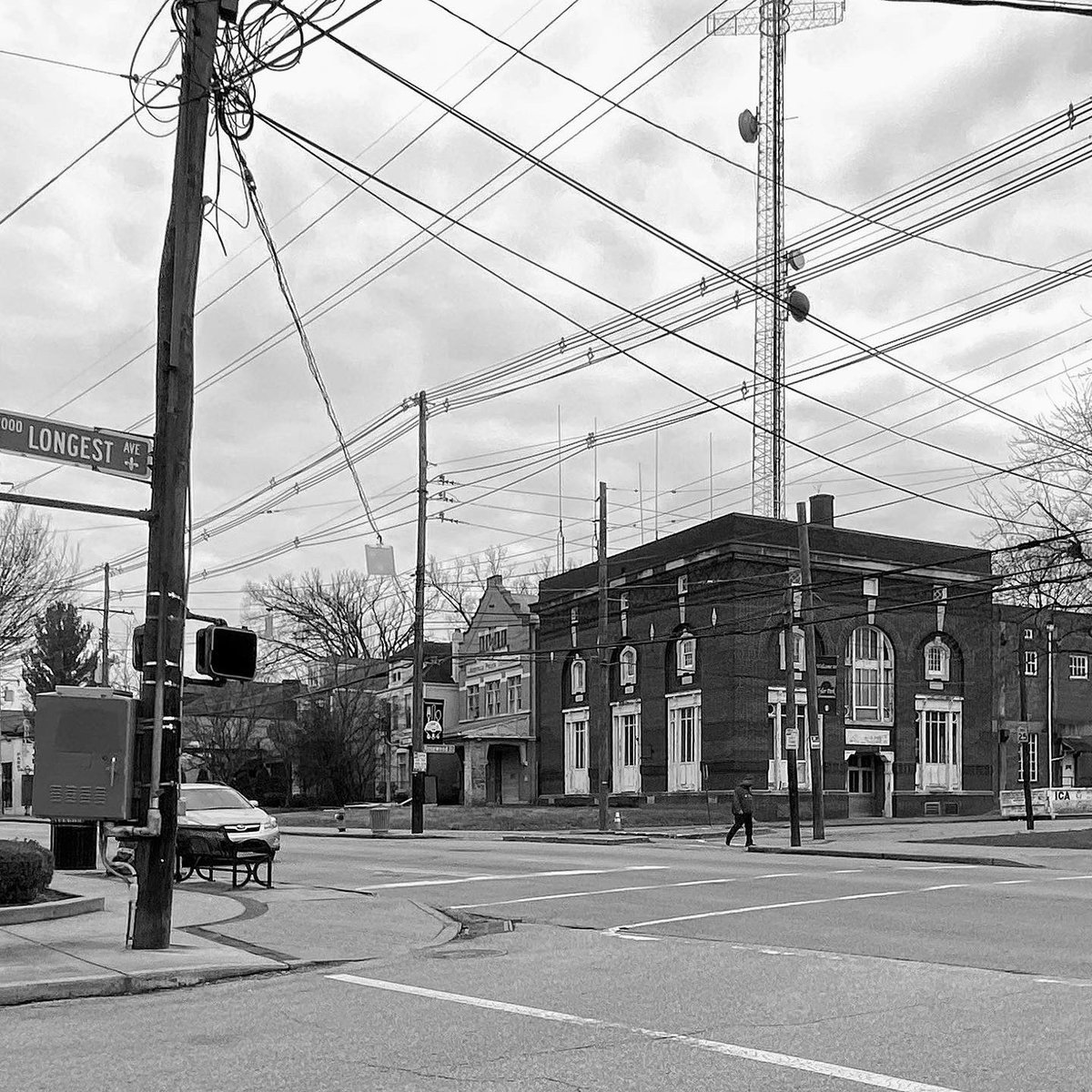 PatrickPiuma's tweet image. Looking forward to talking w/ Ben Botkins and Jeff Rawlins about commercial corridors, Bardstown Road, and urban infill projects they are working on on said roadway today (1/29) at 4 pm on @_Citystate Radio on WXOX 97.1 Louisville and steaming on ARTxFM.com! @ARTxFM