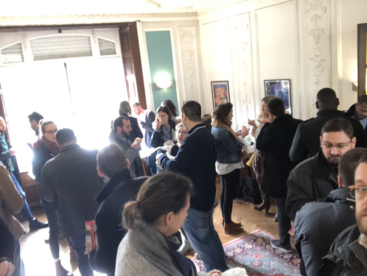 Nico_NBO's tweet photo. @sii_ouest Réunion d’agence ce midi à #Brest à la découverte d’un nouveau lieu @thecornerfr avec au menu les #nouveautés du national et du local! #innovations #développement #QVTlab #GPTW Merci à tous! ☀️💼🕶🌮👍😎 https://t.co/TopHdxD9y8