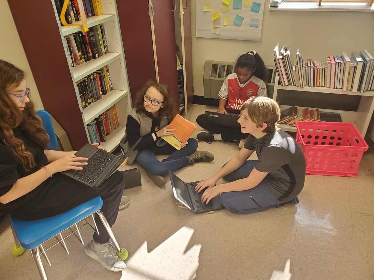 Ms. Danielle Weber tweet media