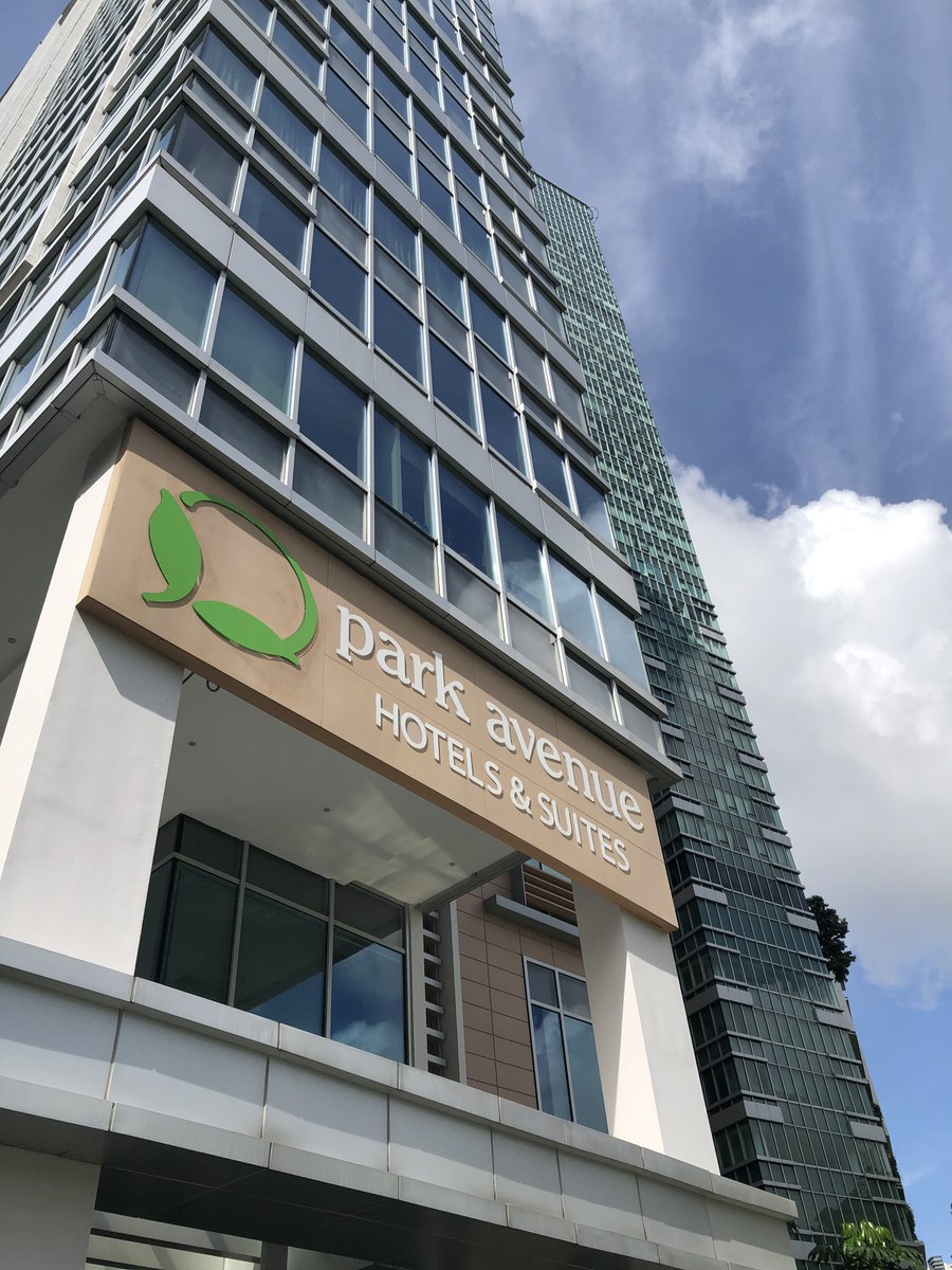 GcsSummit's tweet photo. Interested in an outside/inside view our #GcsSummit hotel?  Take a look! #PackLight #ShampooIncluded https://t.co/z9th7ZZS6j