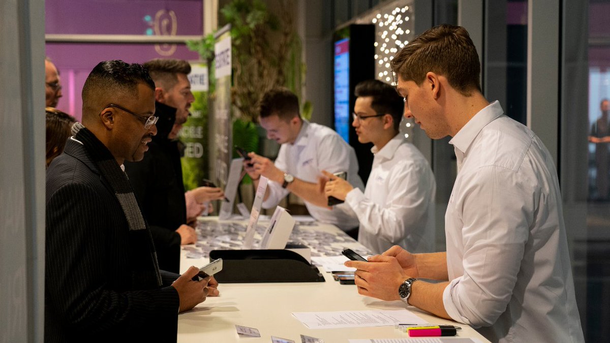 Morgen is het weer zo ver!

Wil jij leren hoe je je leven kan veranderen door middel van een passief inkomen? 🌞

Kom dan morgen naar Investeren is te Leren in Amersfoort!
bit.ly/GPE-investeren…