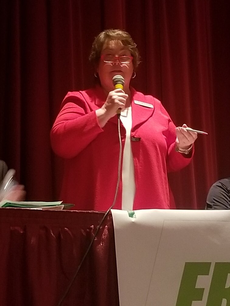 SusanCMcKnight1's tweet photo. Great town hall session at the West Plains Civic Center for potential employers of the Regal Beloit workers. Trade Act, WIOA MO Reg. Apprenticeships, etc., What great community support for these families! Big job fair for the employees to follow this afternoon. #MOapprentices https://t.co/8Mrc3Jc1rp