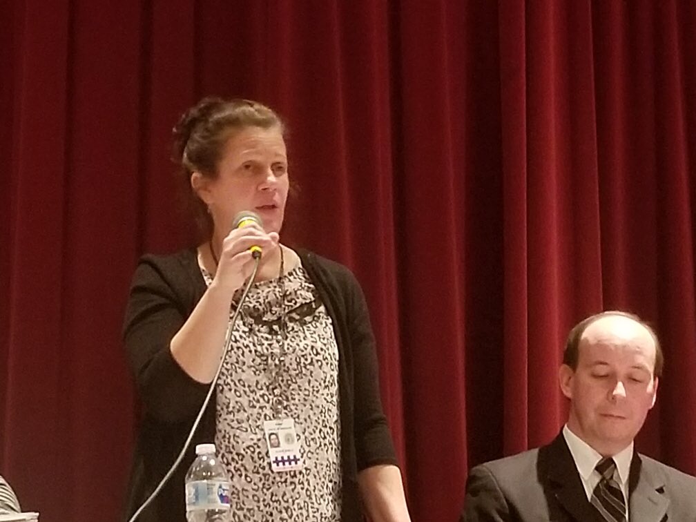 SusanCMcKnight1's tweet photo. Great town hall session at the West Plains Civic Center for potential employers of the Regal Beloit workers. Trade Act, WIOA MO Reg. Apprenticeships, etc., What great community support for these families! Big job fair for the employees to follow this afternoon. #MOapprentices https://t.co/8Mrc3Jc1rp