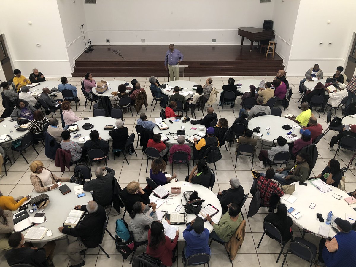 FBBC31093's tweet photo. As always, it's a packed house for our Noon Day Bible Study! Join us inside The Chapel or online tonight at 6:30pm!
#WeStudyAtTheShip
#WednesdaysInTheWord
#BibleStudy
#FBBCTurns40 https://t.co/34z1Uz9ilH
