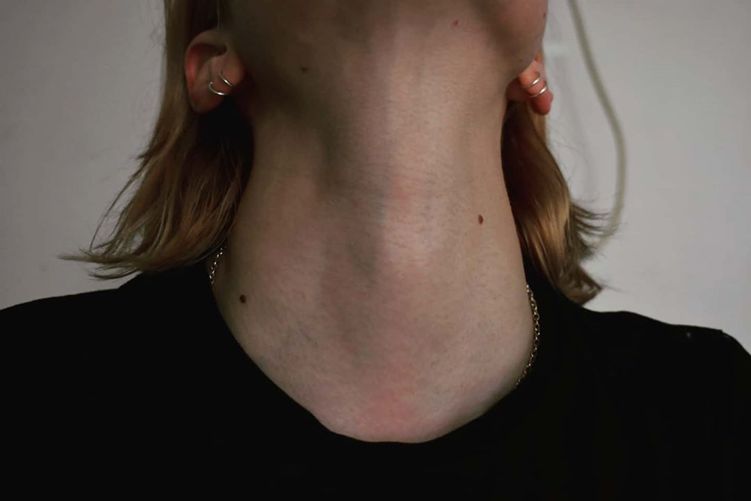 lacravater0uge's tweet photo. #neckfetish
#neckmodel https://t.co/yfPUq36SPv