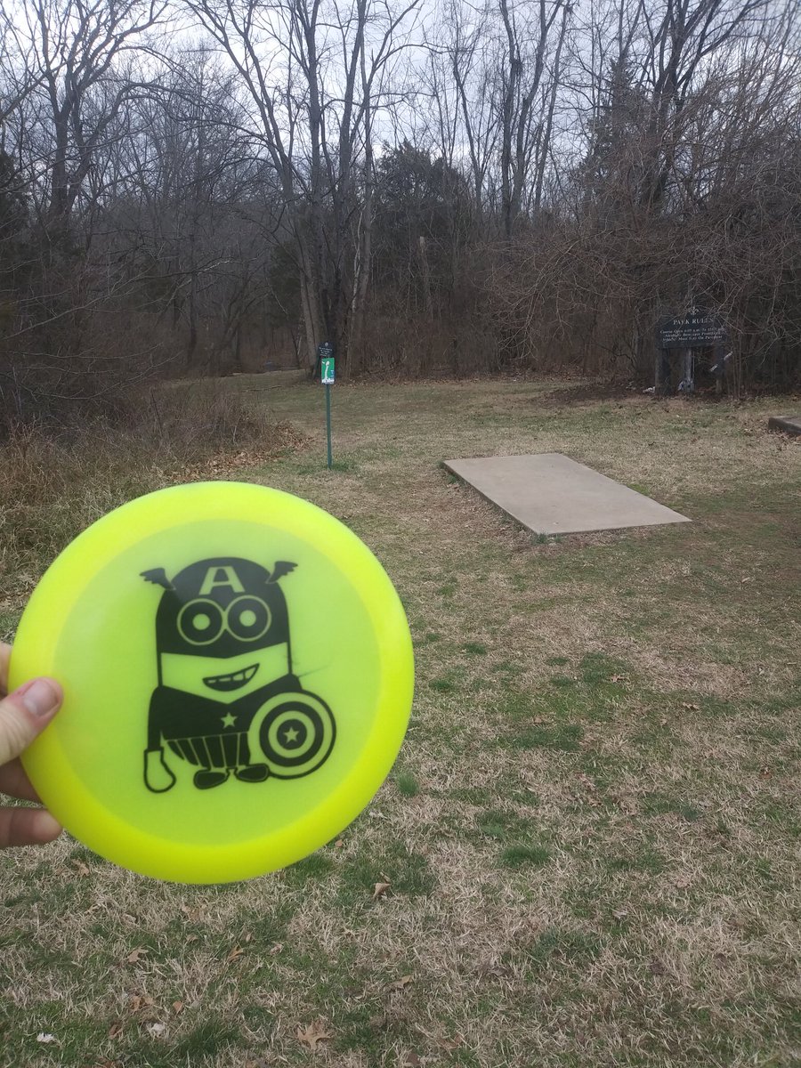 alminer27's tweet photo. Quick practice round at CVDGC today. Got a fun new dyed DD getaway from disc-n-dat and it flies fantastic. 10 days to the idlewild ice bowl. #flytco #dynamicdiscs #teamjudge https://t.co/gDKoAabzTI