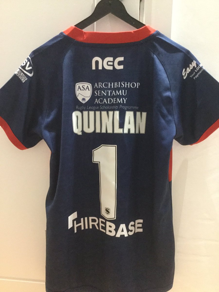 EmmaHoufe's tweet photo. Ready for the season to start with the away shirt finally printed @Aquinlan92. Hope this seasons better than last year #HullKR #TeamQuinlan #SuperLeagueisBack 🔴⚪️🏉xx https://t.co/0Zzl58s0lH