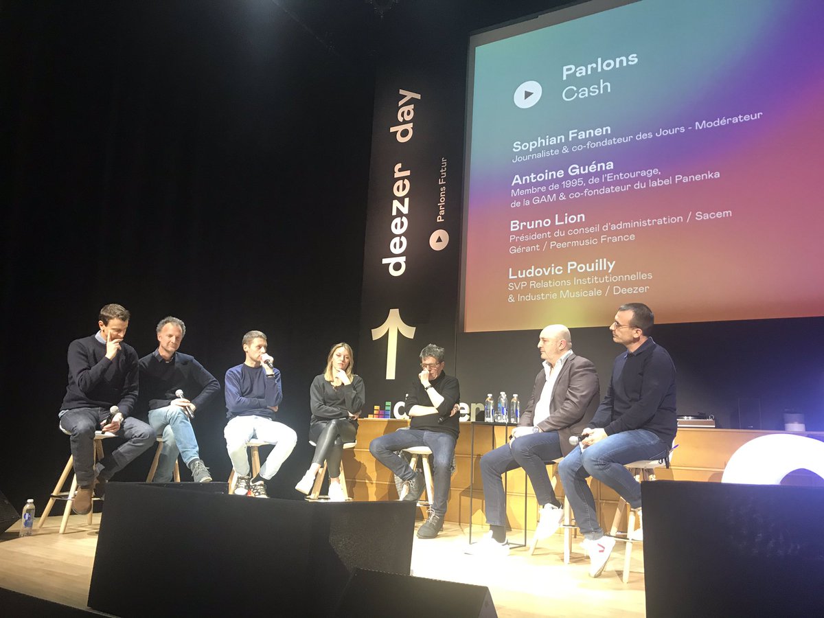 elsa_bat's tweet photo. Parlons Cash / Rémunération des artistes #UCPS #DeezerDay avec Antoine Guena @FonkyFlav1995 @PanenkaMusic @SuzanneCombo @la_gam Pascal Bittard @idol_io @bourdoiseau @WagramMusic @Bru_Lion @sacem @ludovicpouilly @DeezerFR @SophianF https://t.co/P0Oh0ssnak