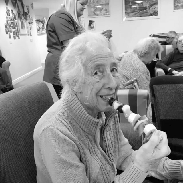 ageuknt's tweet photo. Our customers enjoy eating well and exercising when they join our wellbeing centres. #healthylifestyle #healthyfood #fruit #fruiteater #exercise #walking #freshair #feelgood #agewell #wellbeing #northtyneside #care #respite #daycare #lake https://t.co/DTQzlKRxRF https://t.co/3EpEpTGpl9