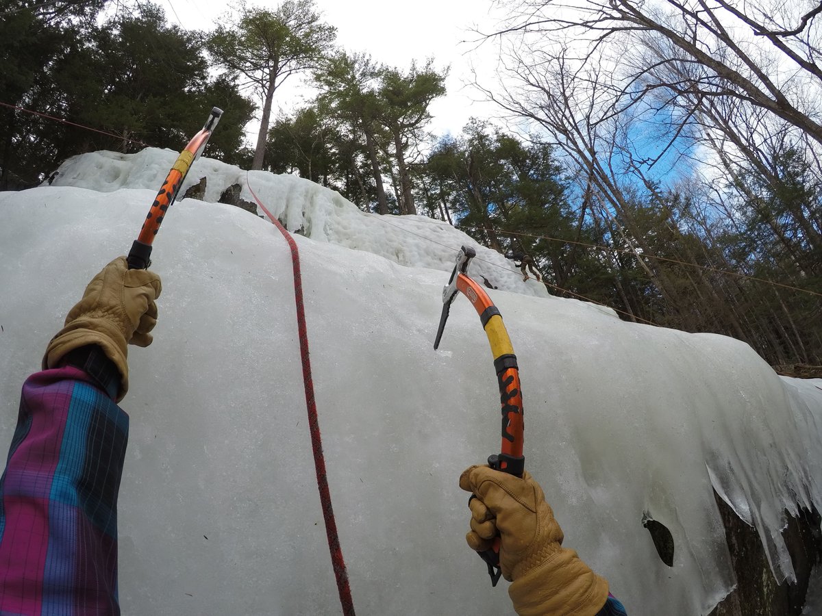 UNEAdmissions's tweet photo. From ice climbing to hiking, there are lots of activities the @UNE_OutingClub offers students in the winter.
What's your favorite winter activity? 🏒⛸️🛷🏂🎿
#UNE #outingclub #getoutside https://t.co/GPDCln3AH6