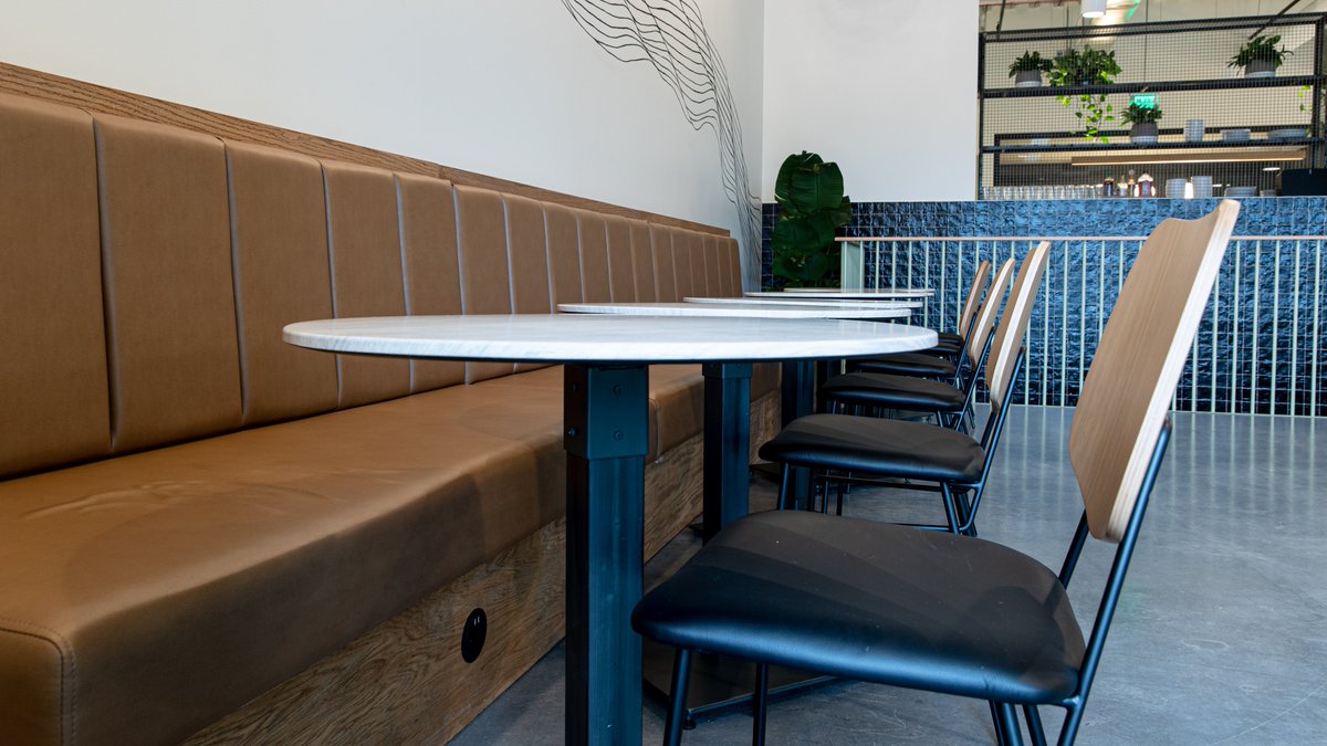fortyfourbld's tweet photo. Custom Banquette Seating for @TheCommonDesk Addison!
#custom #seating #interiordesign #build #commondesk https://t.co/JjuGYGT7AV