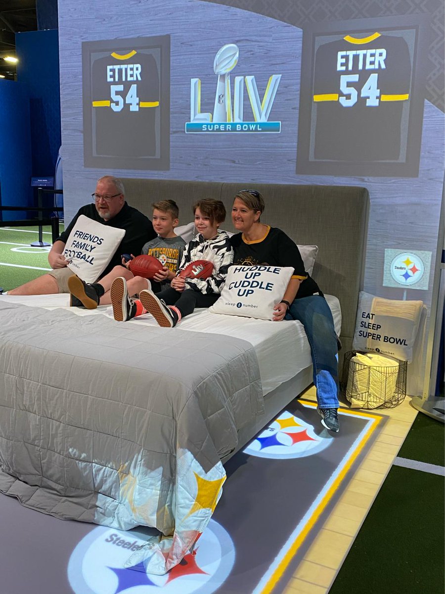 centpoint's tweet image. Check out the @sleepnumber experience at #SuperBowl54! We at @centpoint had a blast putting this together in partnership with Sleep Number. What was your favorite part of the space?

#centerpointmarketing #superbowl #experientialmarketing