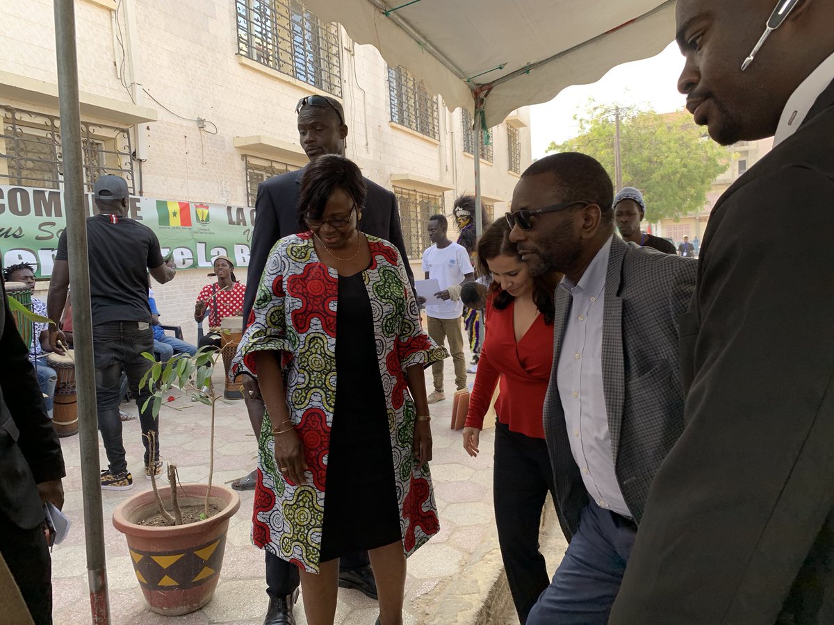 UNFPASenegal's tweet photo. Arrivée des autorités des Nations Unies pour la visite du projet conjoint #FassE dans la Commune de Gueule-Tapée-Fass-Colobane à Dakar ! @UNFPA_WCARO #OneUNSenegal @PNUDSenegal @mabinguengom1 @UNFPA https://t.co/C7Z2FTexXN
