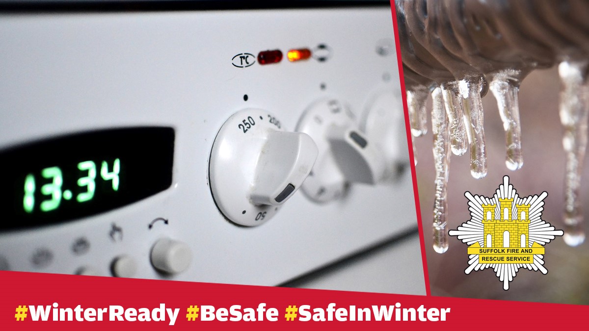 SuffolkFire's tweet photo. Before you settle down this evening, make sure you have bedtime peace of mind and follow this bedtime routine checklist 👇
🔌 Turn off & unplug electric appliances that aren’t in use!
🎛 Check your cooker & hob are off!
🕯️ Make sure candles are blown out!
#SafeInWinter https://t.co/SdMVw300Cf