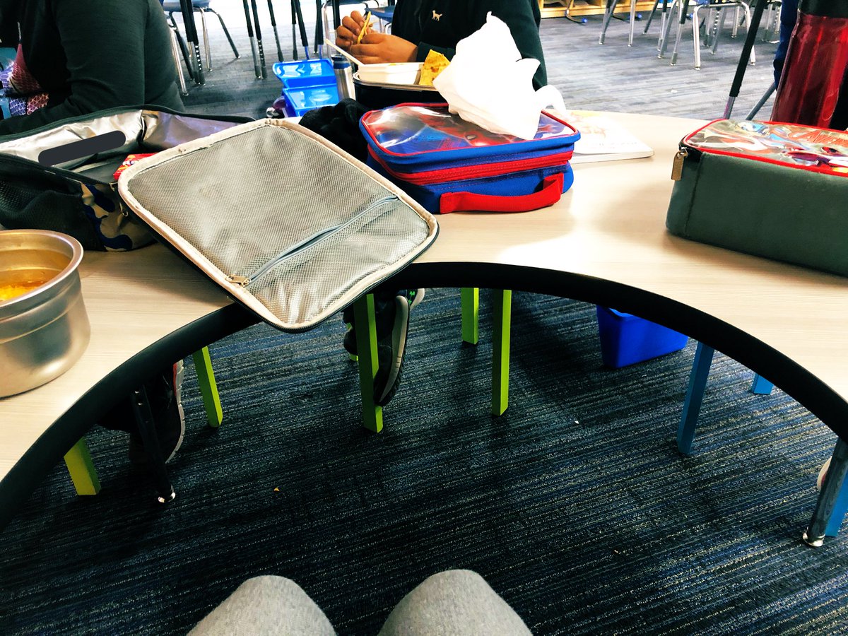 MsSchmidtTeach's tweet photo. Love having lunch with my students. It’s nice to have time to just relax and spend time with them #theydeserveit #2ndgrade @GulledgeGators #itsmorethanacademics #teachingthewholechild https://t.co/Zb5PI8kRw9